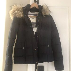 Abercrombie & Fitch Navy Blue Quilted Puffer with Fur Hood xxs NWT
